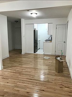 3rd image of 8425 Elmhurst Ave APT 2O