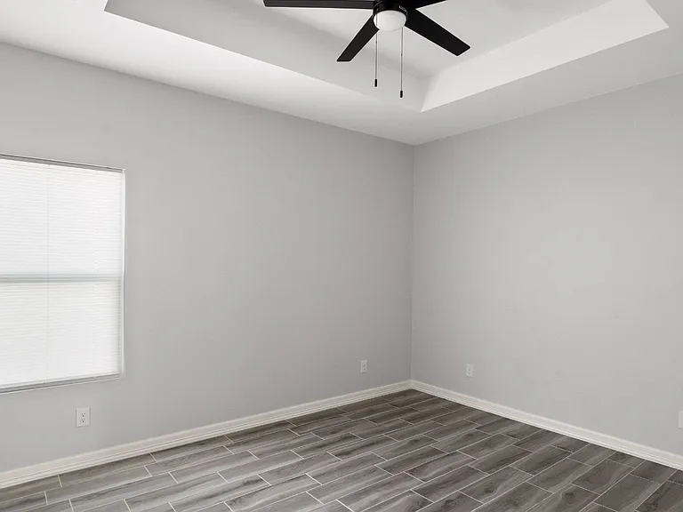 508 N Onyx Ave #1 — Photo 6