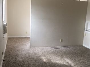 1013 1/2 Elm Ave APT B, Yukon, OK 73099