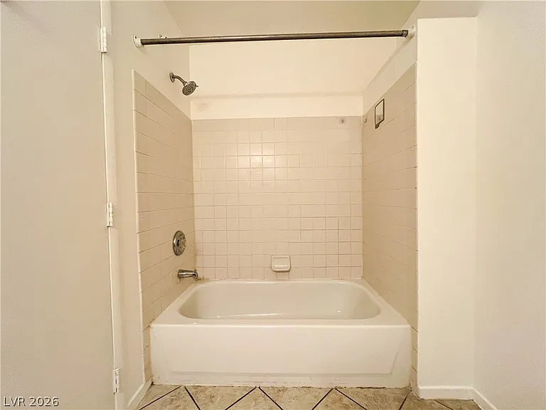 1520 Ben Or St #202 — Photo 68