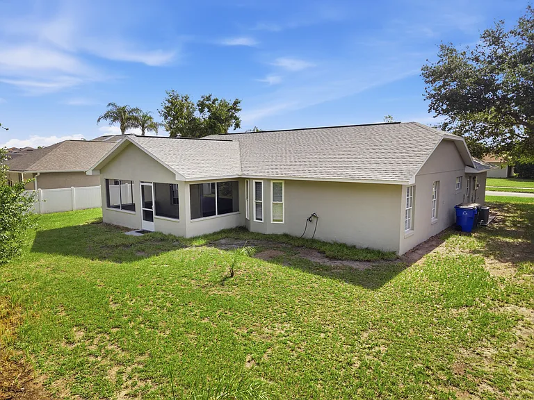 2368 Sweetwater Blvd — Photo 27