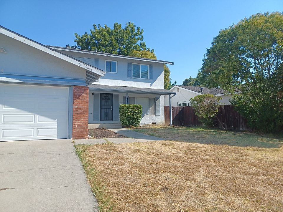 1st image of 1937 Forest Ln