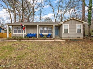 4516 Meadowridge Dr, Jackson, MS 39206