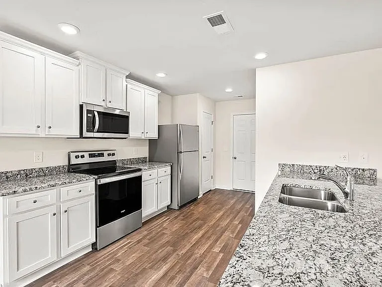 1140 Nia Rd — Photo 14