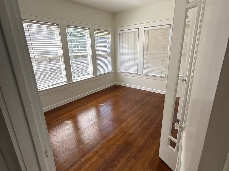 1522 Kings Hwy — Photo 7