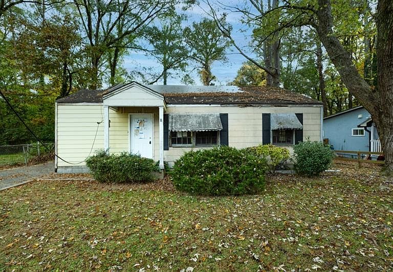 Listing photo 3