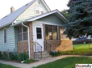 3935 L St, Omaha, NE 68107