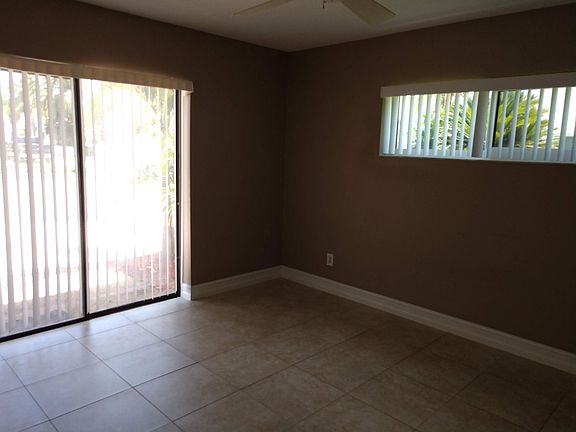 Front bedroom.