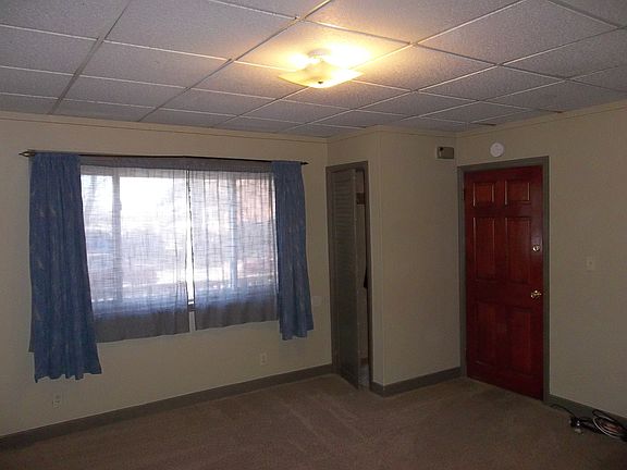 Living Room Photo 2