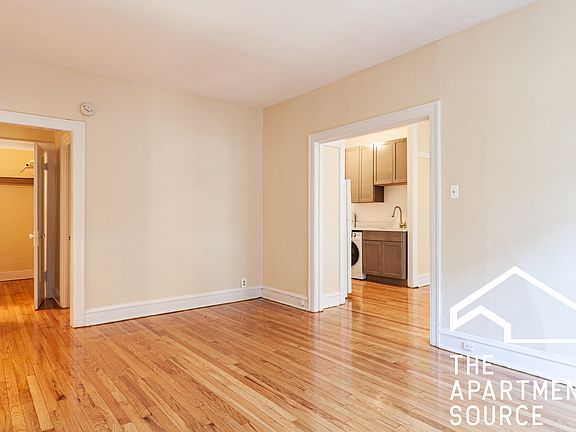 5th image of 1335.5 W Touhy Ave #2N