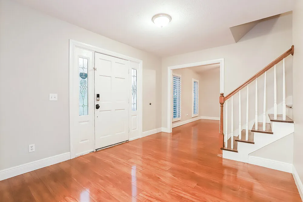 3 bed, 2.5 bath, 2392 sqft, $3,750 — Photo 4