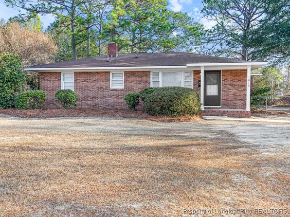1815 Stockton Dr, Fayetteville, NC 28304