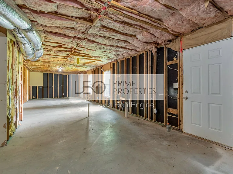 3168 Meadow Point Dr — Photo 12