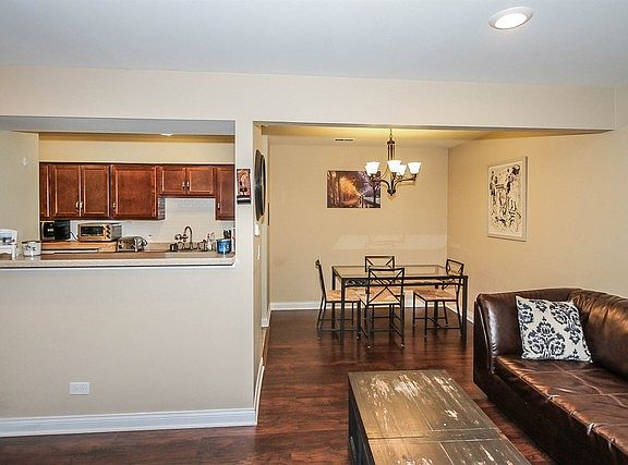 4th image of 1179 E Candlenut Ln #0