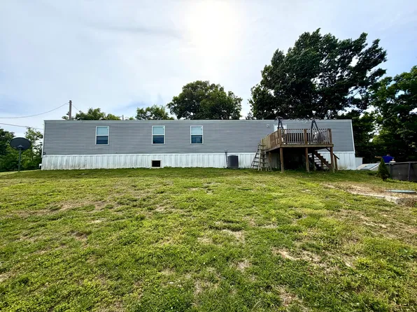1050 Burgin Rd, Lawrenceburg, KY 40342