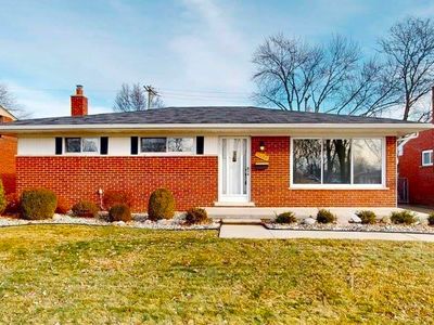 31800 Tanglewood St, Saint Clair Shores, MI, 48082