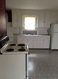 4th image of 22 Thompson St #B