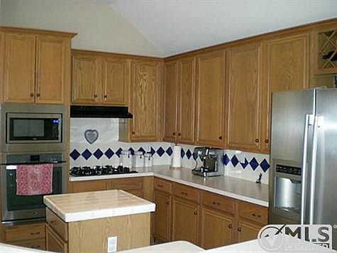 5th image of 2021 Saint Anne Dr