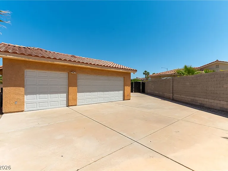 1116 Whistle Ct — Photo 3