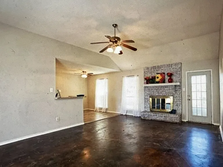 Westwind Way — Photo 3