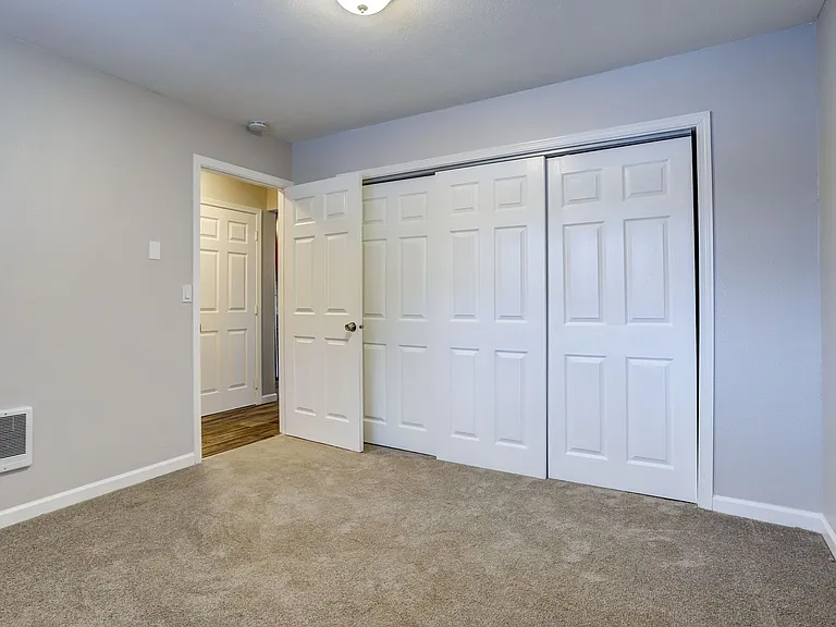 119 - Tyee Apartments — Photo 5
