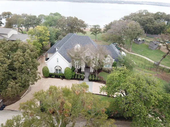 300 Lakeland Dr, Highland Village, TX 75077