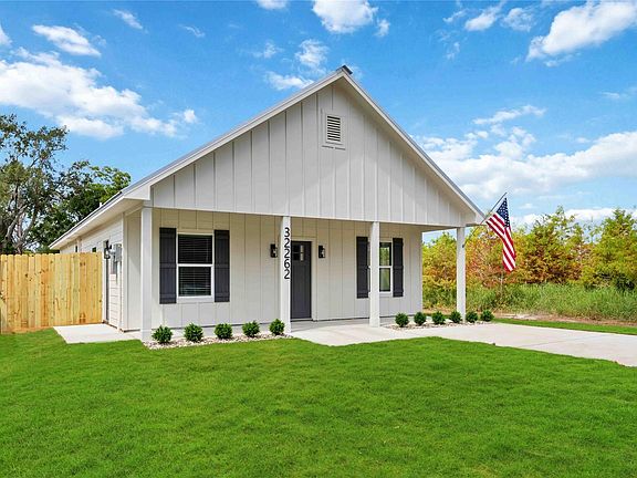 2nd image of 32262 Pecha Ln