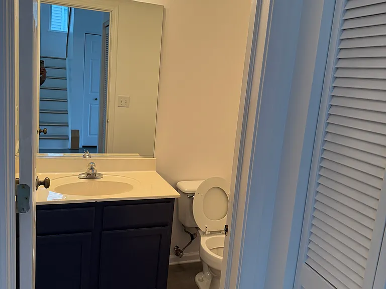 21423 Frost Ct — Photo 6