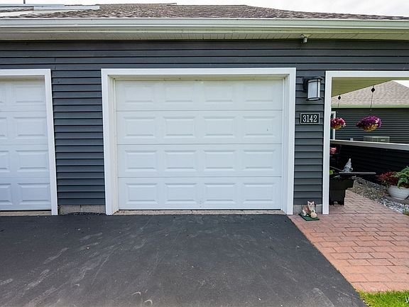 3rd image of 3142 E River Rd