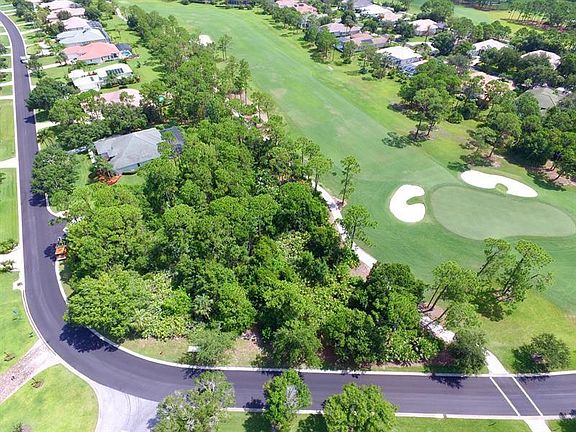 3rd image of 8057 Plantation Lakes Drive