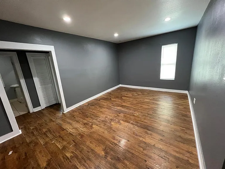 1708 E Nome St — Photo 11