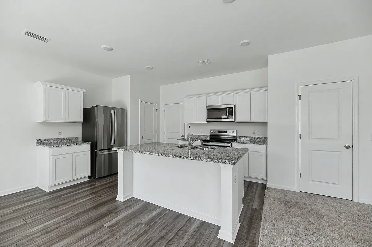 Building Photo - 4418 Ocean Farm Dr