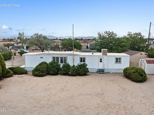3165 Hollyhock Ln, Silver Springs, NV 89429