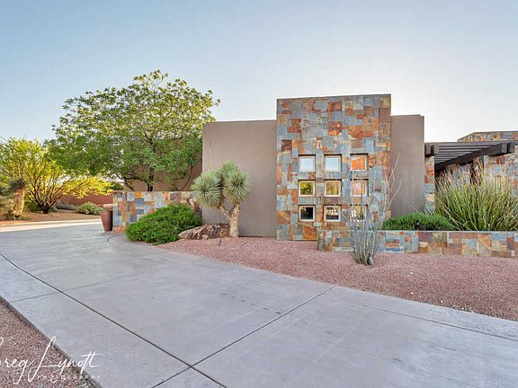 3rd image of 2415 N Anasazi Trl