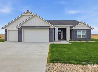 4725 SW Moonlight Ct, Mountain Home, ID 83647