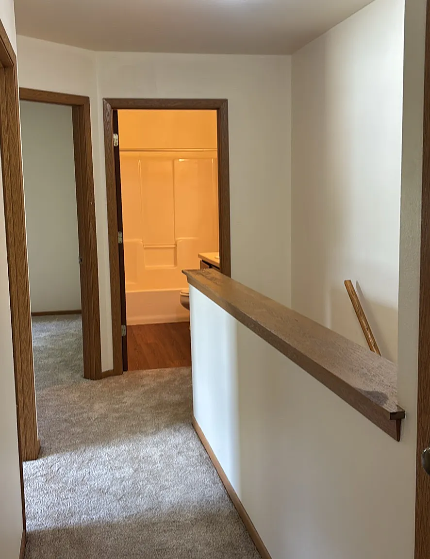 3 bed, 1.5 bath, 1200 sqft, $1,700 — Photo 3