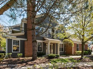 1635 Imperial Dr, Glenview, IL