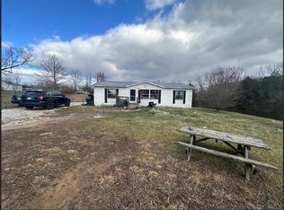 114 Ironworks Rd, Irvine, KY 40336