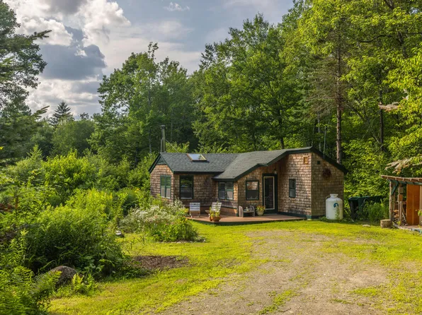 22 Aborn Hill Road, Knox, ME 04986
