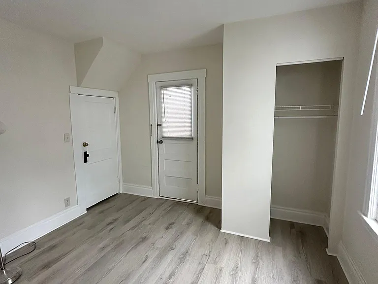 500 Greenwood Pl — Photo 4