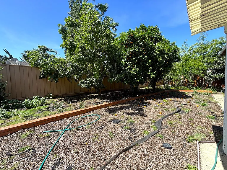 43090 Scofield Ct — Photo 25
