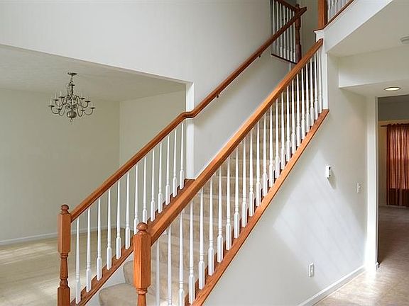 2nd image of 4887 Blue Meadow Ln