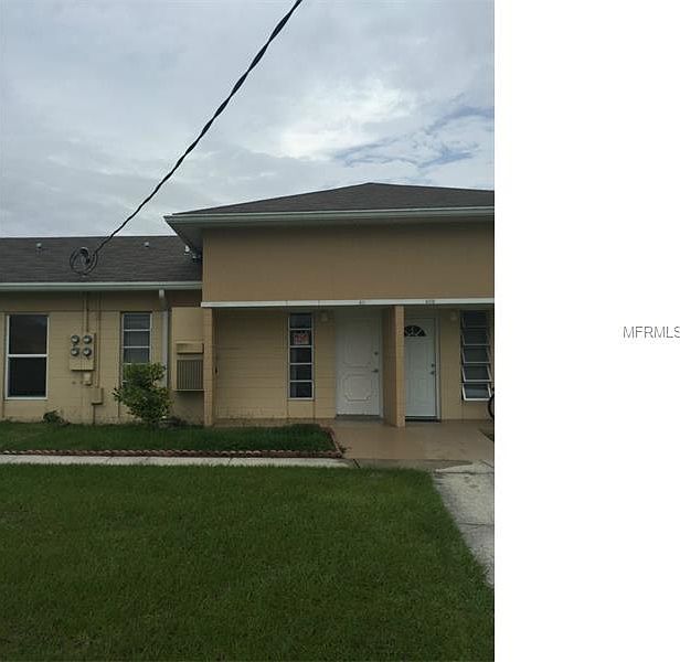 1st image of 411 Club Cir