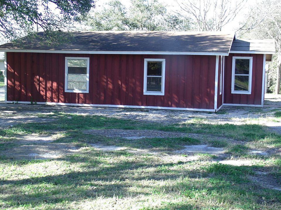 1st image of 808 W Walton St