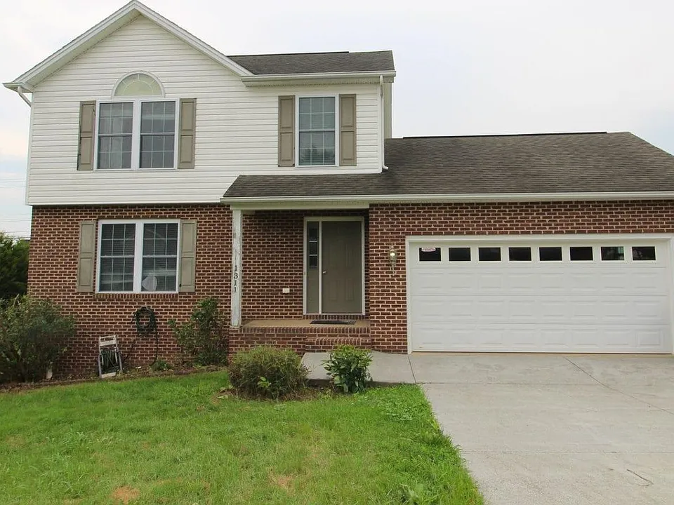 1311 Stonechris Dr