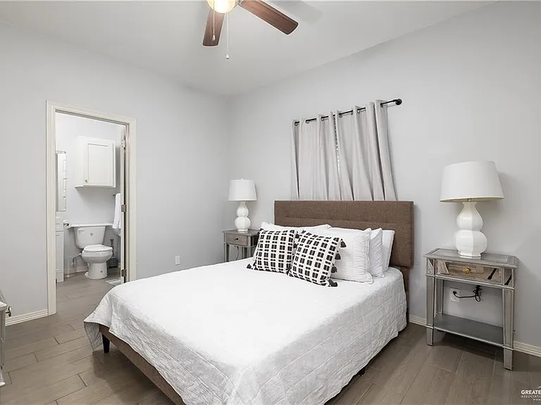 513 N Cynthia St — Photo 10