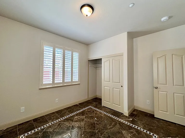 1924 Shurtleff Ave — Photo 12