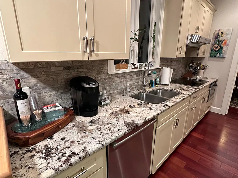 380 N Shore Dr — Photo 57