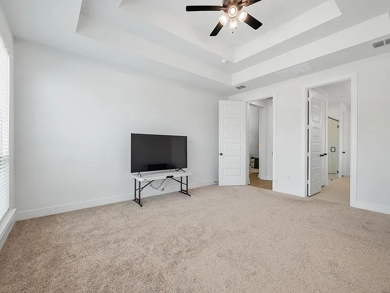 6220 Hilltop Plateau Dr — Photo 17