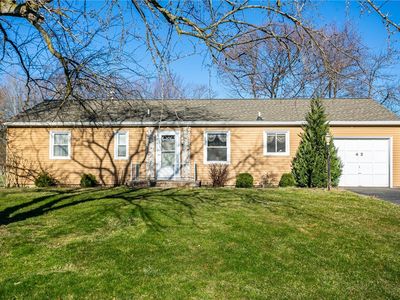 42 Campfire Rd S, Henrietta, NY, 14467